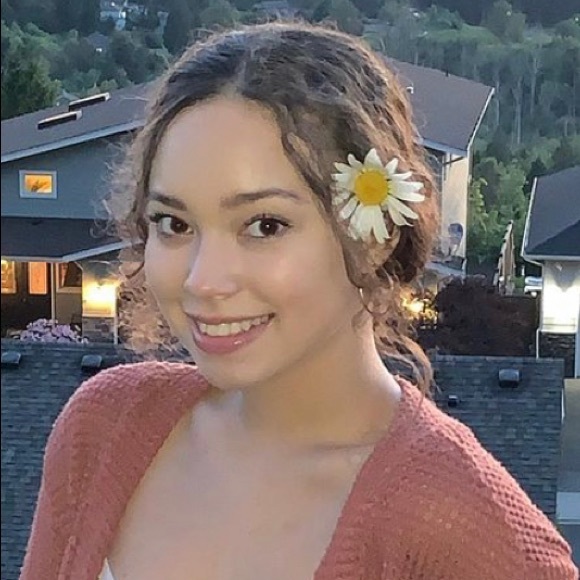 Meet your Posher, Javana - Picture 1 of 1